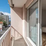 M100-103 Jolie En Colocation A Διαμέρισμα