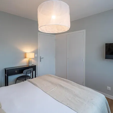 M100-103 Jolie En Colocation A